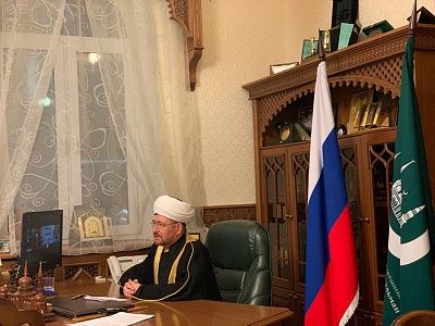 Муфтий Гайнутдин: Красное знамя над Рейхстагом было общей Победой и христиан, и мусульман, и иудеев, и буддистов, а также атеистов Советского Союза