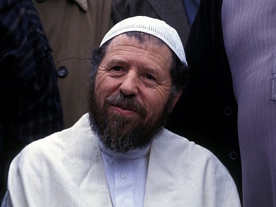 Dr. Abbasi Madani, democracy and sharia